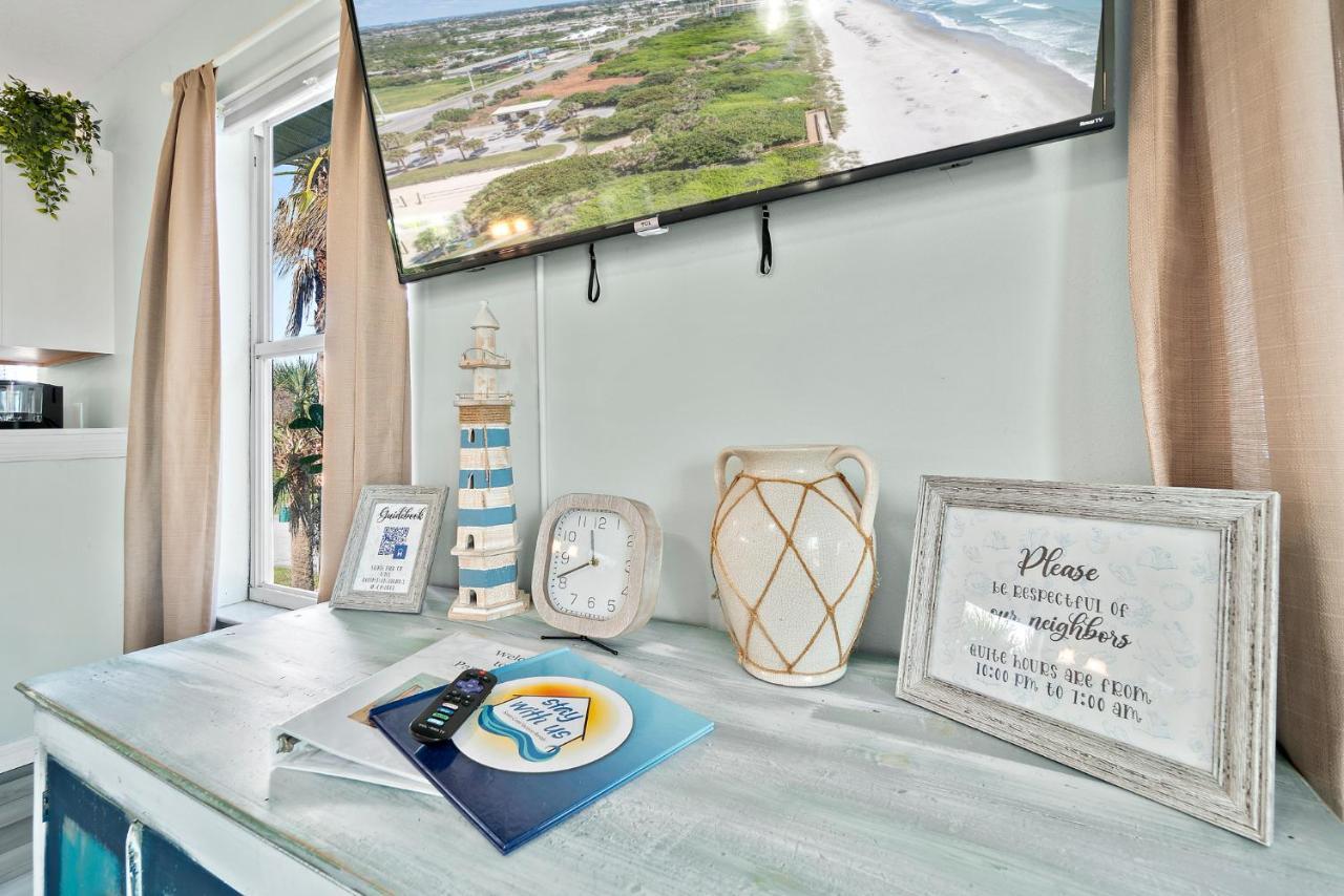 Beachside Serenity Escape - Private 3Br And 2Ba, Dog Friendly Duplex Oasis, Steps To Shore! Melbourne Eksteriør bilde