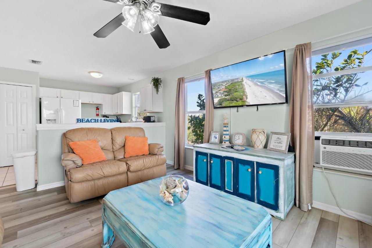 Beachside Serenity Escape - Private 3Br And 2Ba, Dog Friendly Duplex Oasis, Steps To Shore! Melbourne Eksteriør bilde