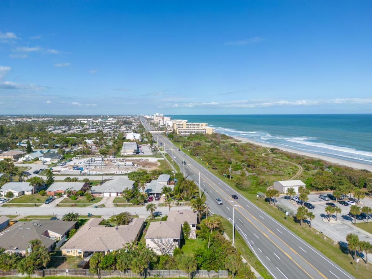 Beachside Serenity Escape - Private 3Br And 2Ba, Dog Friendly Duplex Oasis, Steps To Shore! Melbourne Eksteriør bilde